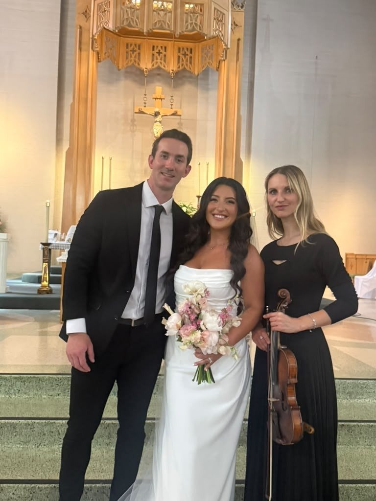 Live violin at a wedding or event (68)