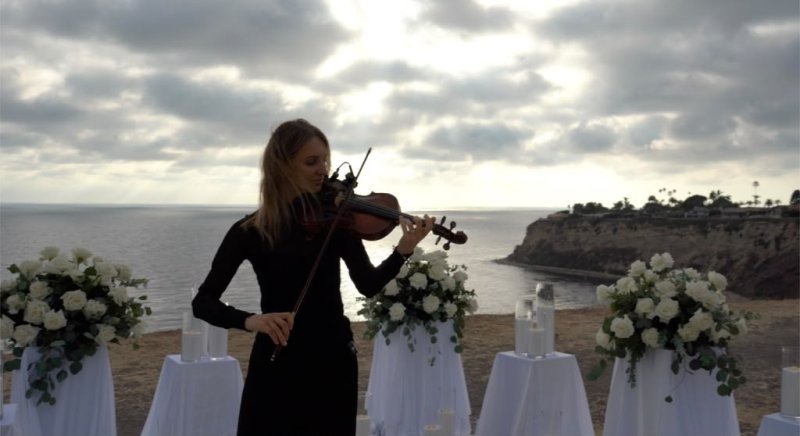 Mila performing live violin (80)