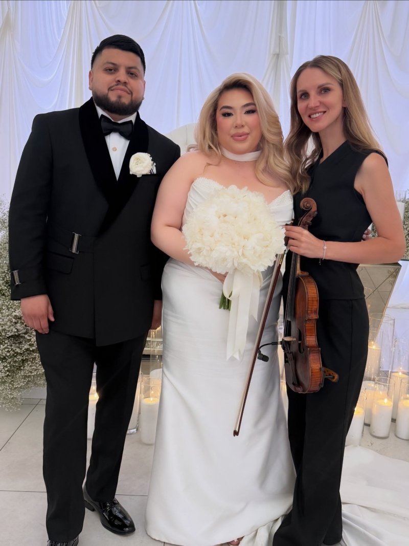 Live violin at a wedding or event (86)
