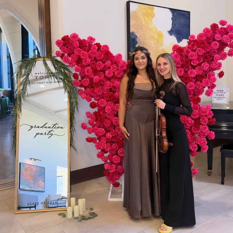 Live violin at a wedding or event (88)